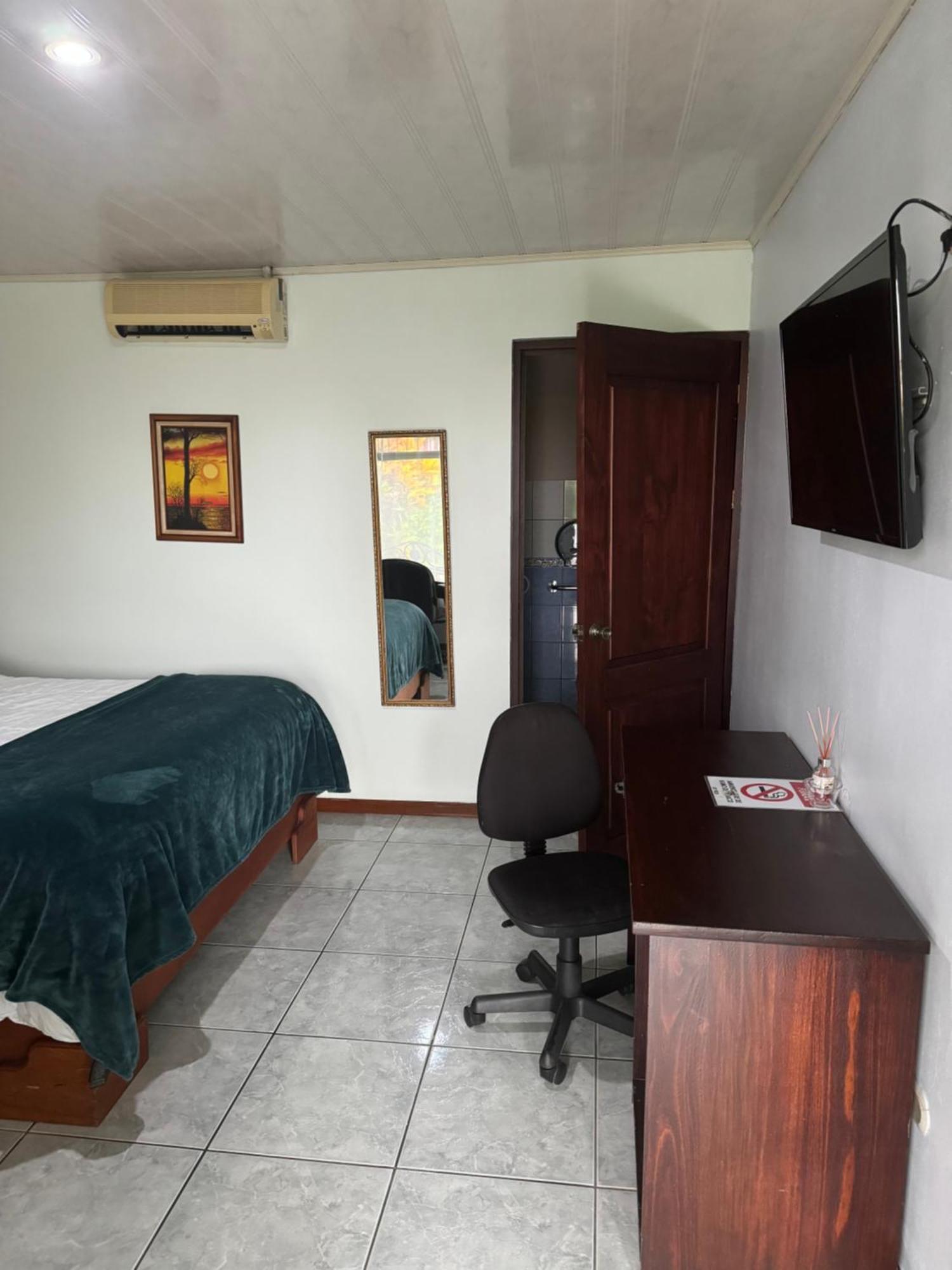 Hotel Vale's Chiles  Esterno foto