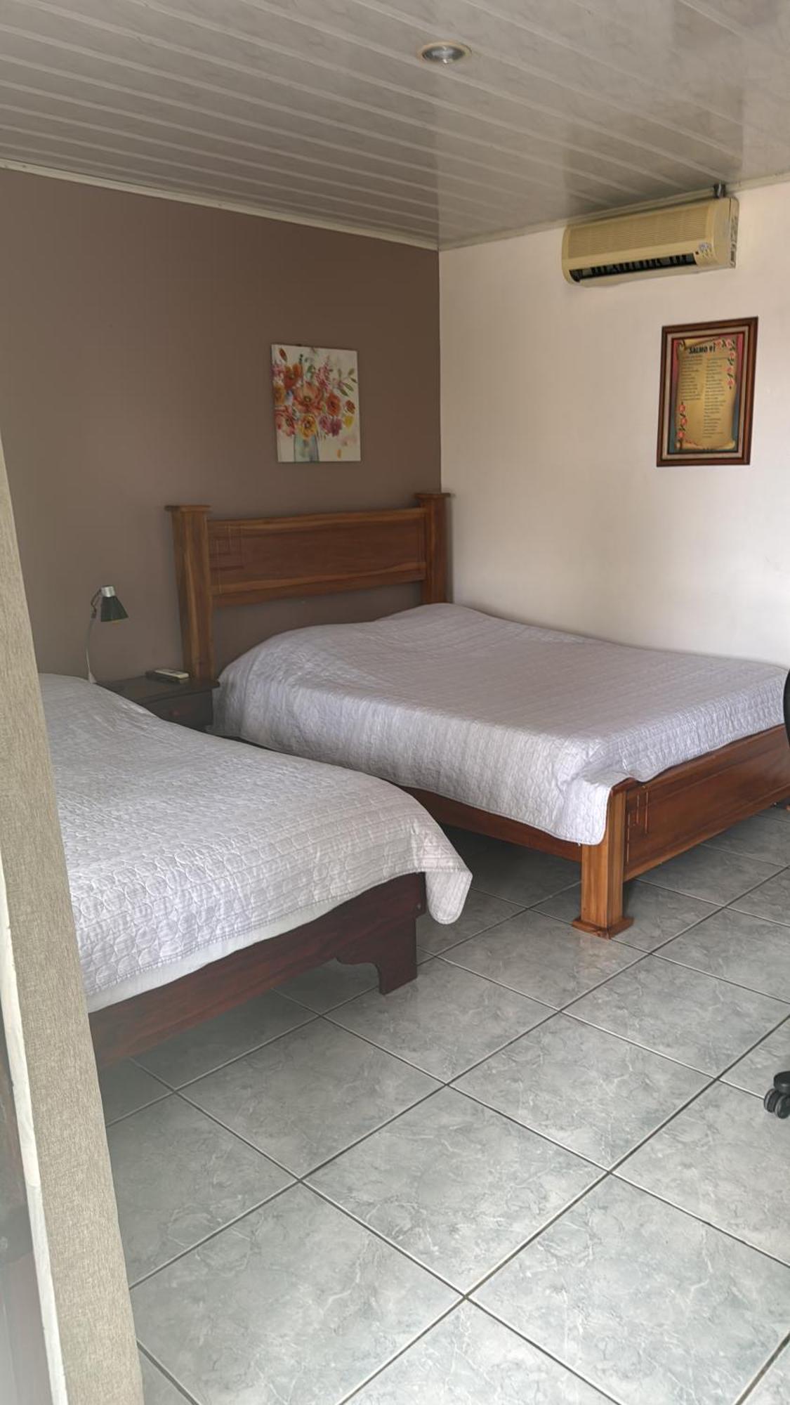 Hotel Vale's Chiles  Esterno foto